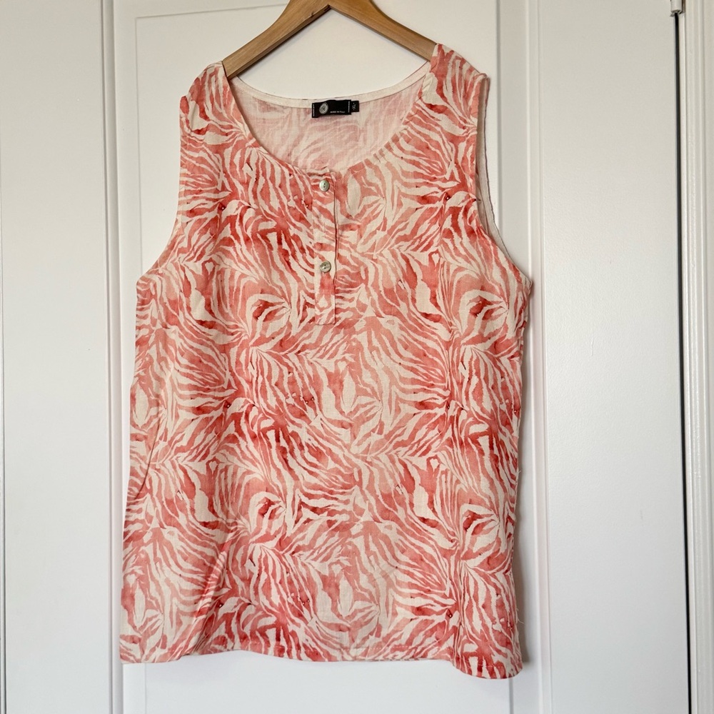 Made in Italy Coral and White Zebra Print Sleeveless Top with buttons linen XL